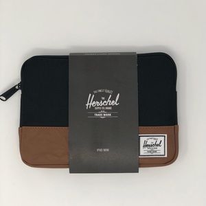 Herschel Supply Co. Black Heritage Ipad Mini Case